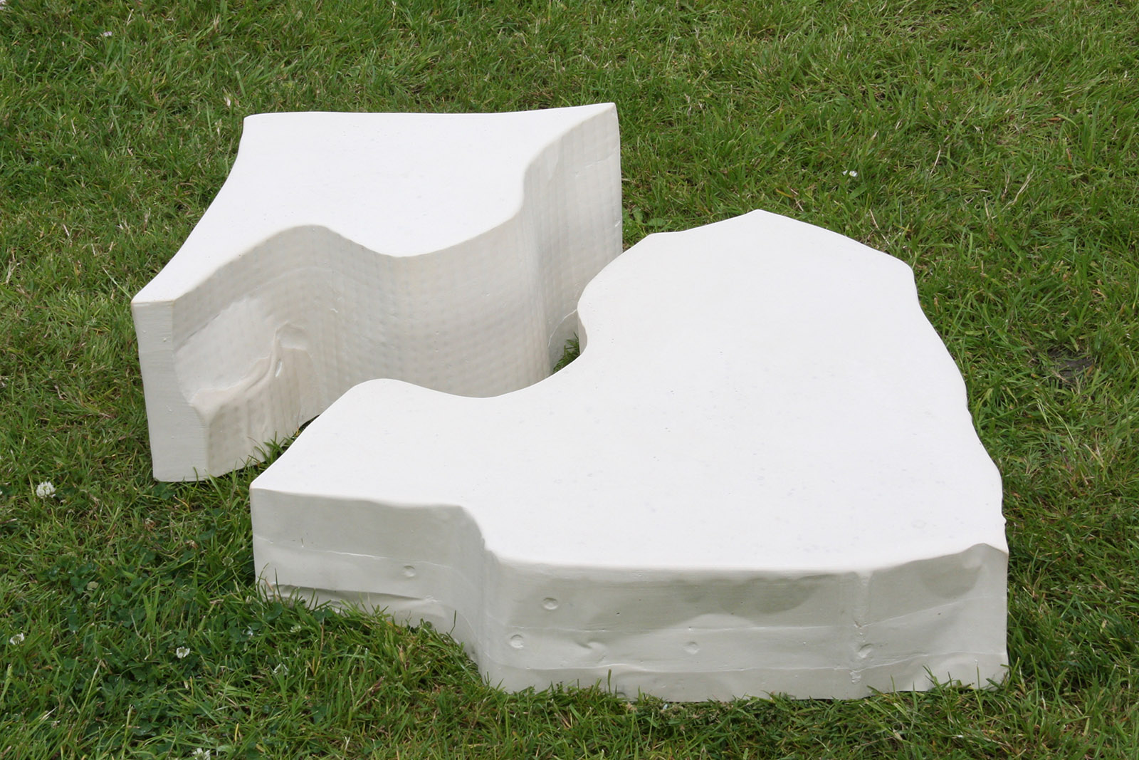 Documentation of the work 'Archive of Surfaces' by Dan Stockholm