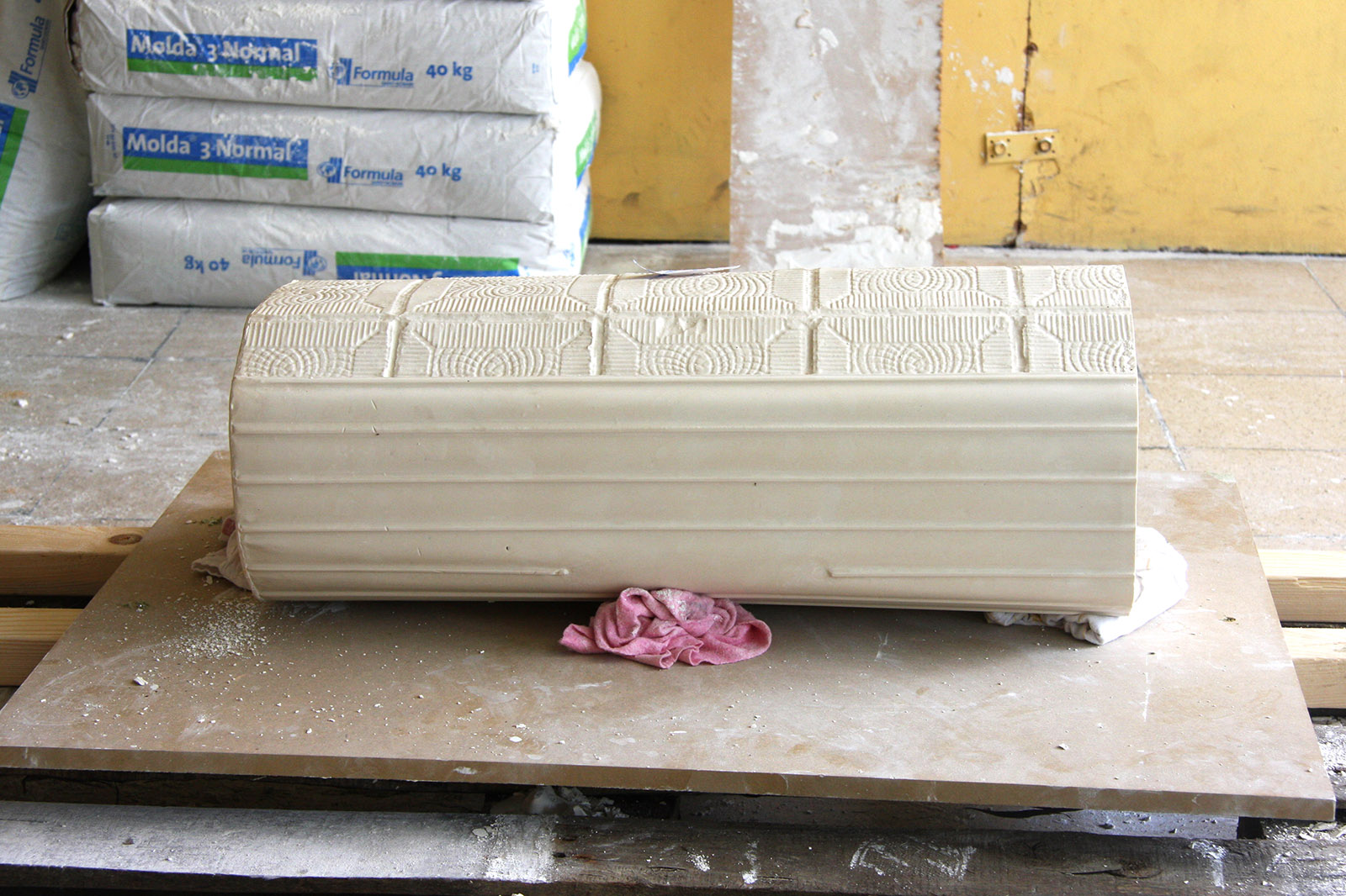 Creating the work 'Archive of Surfaces' by Dan Stockholm