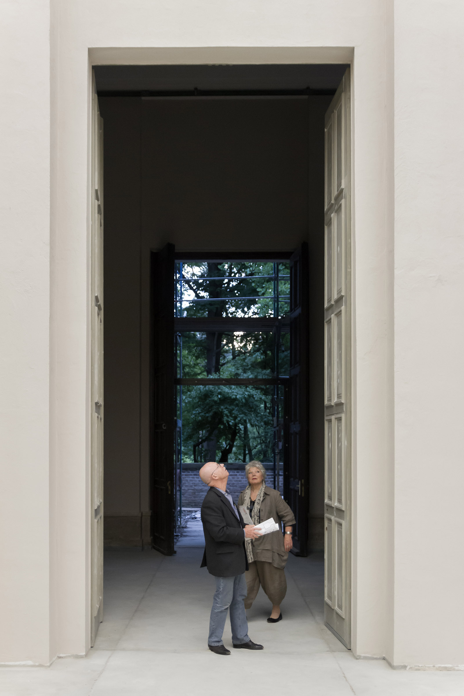 Documentation of the work 'Building Breathing' by Dan Stockholm