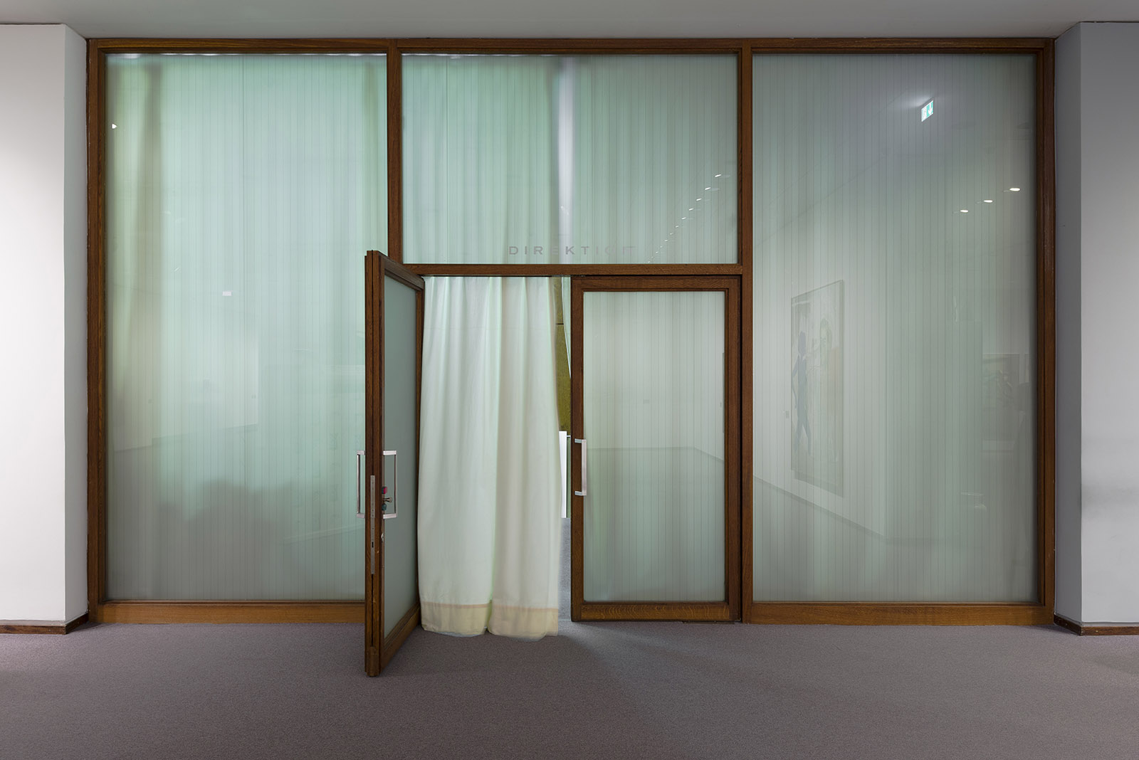 Documentation of the work 'Building Breathing' by Dan Stockholm