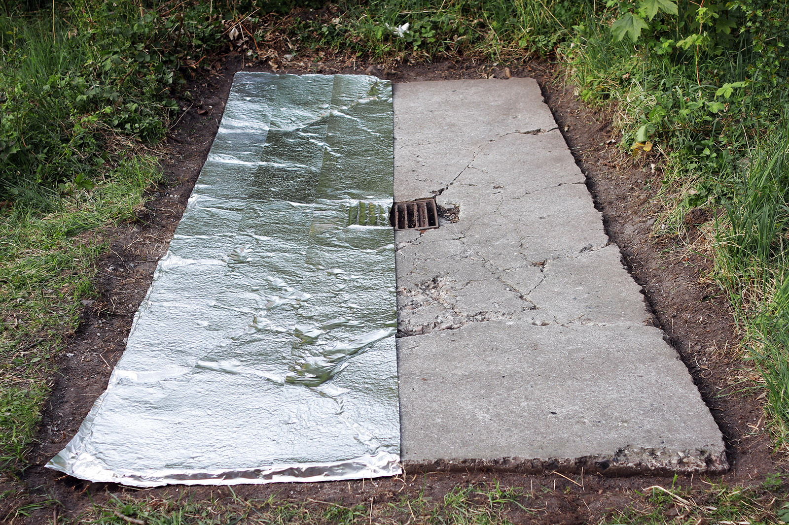 Creating the work 'The Shooting Shed (N 55 40.793 E 012 36.818)' by Dan Stockholm